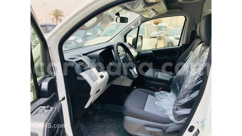 Big with watermark toyota hiace ashanti import dubai 18395