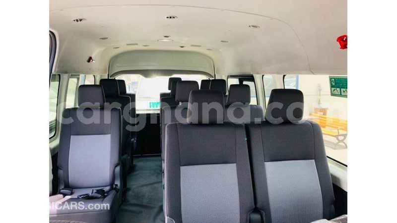 Big with watermark toyota hiace ashanti import dubai 18395