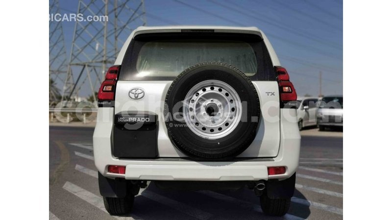 Big with watermark toyota prado ashanti import dubai 18401