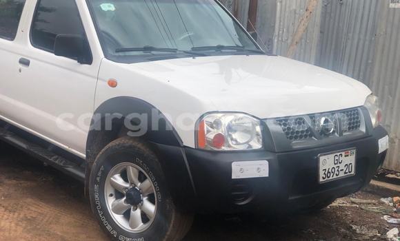 Sayi Na hannu Nissan Hardbody White Mota in Accra a Greater Accra Sayi Na hannu Nissan Hardbody White Mota in Accra a Greater Accra