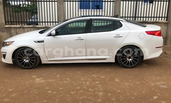 Sayi Na hannu Kia Optima White Mota in Accra a Greater Accra