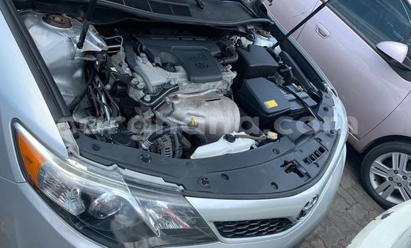 Sayi Na hannu Toyota Camry Azurfa Mota in Accra a Greater Accra Sayi Na hannu Toyota Camry Azurfa Mota in Accra a Greater Accra