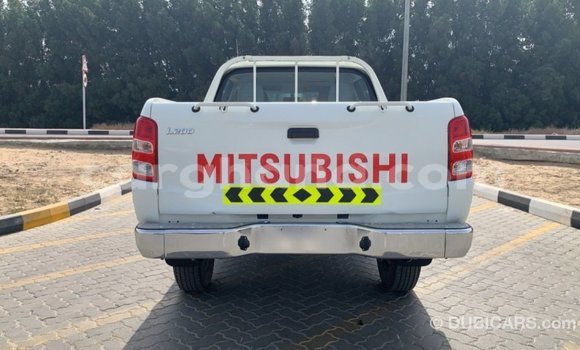 Ra Imported Mitsubishi L200 funfun Ọkọ̀ in Import - Dubai ni Ashanti Ra Imported Mitsubishi L200 funfun Ọkọ̀ in Import - Dubai ni Ashanti