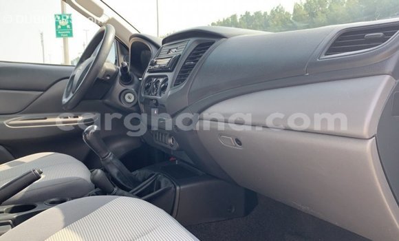 Ra Imported Mitsubishi L200 funfun Ọkọ̀ in Import - Dubai ni Ashanti Ra Imported Mitsubishi L200 funfun Ọkọ̀ in Import - Dubai ni Ashanti