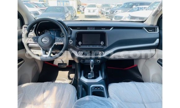 Buy Import Nissan Xterra White Car in Import - Dubai in Ashanti Buy Import Nissan Xterra White Car in Import - Dubai in Ashanti