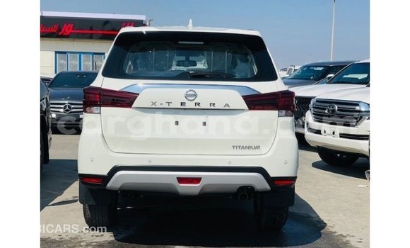 Buy Import Nissan Xterra White Car in Import - Dubai in Ashanti Buy Import Nissan Xterra White Car in Import - Dubai in Ashanti