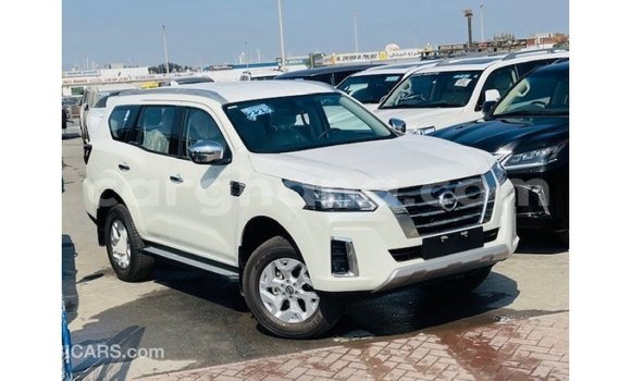 Buy Import Nissan Xterra White Car in Import - Dubai in Ashanti Buy Import Nissan Xterra White Car in Import - Dubai in Ashanti