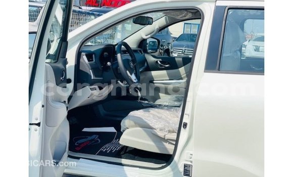 Buy Import Nissan Xterra White Car in Import - Dubai in Ashanti Buy Import Nissan Xterra White Car in Import - Dubai in Ashanti
