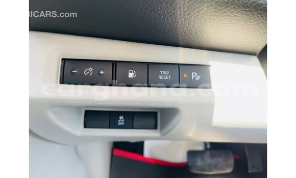 Buy Import Nissan Xterra White Car in Import - Dubai in Ashanti Buy Import Nissan Xterra White Car in Import - Dubai in Ashanti