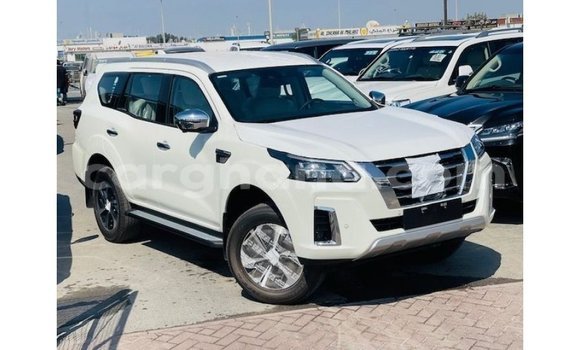 Ra Imported Nissan Xterra funfun Ọkọ̀ in Import - Dubai ni Ashanti Ra Imported Nissan Xterra funfun Ọkọ̀ in Import - Dubai ni Ashanti