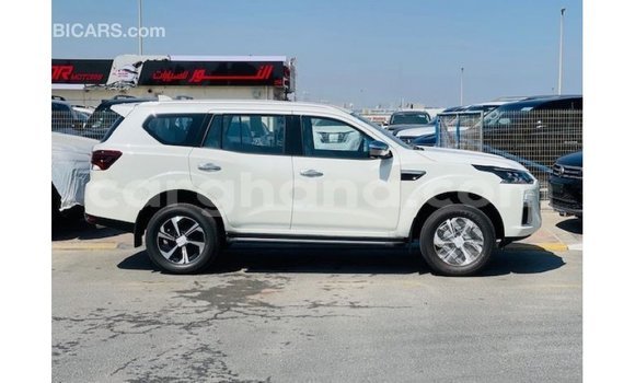 Ra Imported Nissan Xterra funfun Ọkọ̀ in Import - Dubai ni Ashanti Ra Imported Nissan Xterra funfun Ọkọ̀ in Import - Dubai ni Ashanti