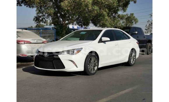 Buy Import Toyota Camry White Car in Import - Dubai in Ashanti Buy Import Toyota Camry White Car in Import - Dubai in Ashanti
