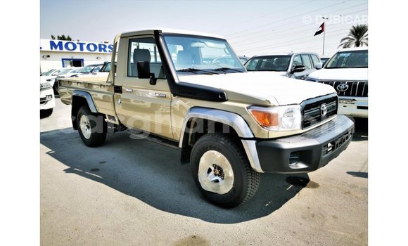 Ra Imported Toyota Land Cruiser Alagara Ọkọ̀ in Import - Dubai ni Ashanti Ra Imported Toyota Land Cruiser Alagara Ọkọ̀ in Import - Dubai ni Ashanti