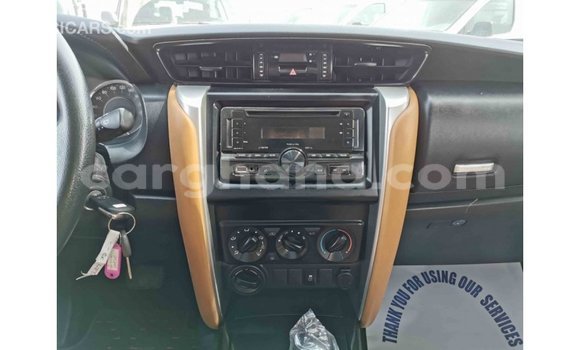 Ra Imported Toyota Fortuner funfun Ọkọ̀ in Import - Dubai ni Ashanti Ra Imported Toyota Fortuner funfun Ọkọ̀ in Import - Dubai ni Ashanti