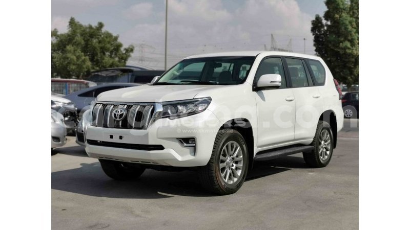 Big with watermark toyota prado ashanti import dubai 18537