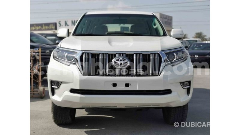 Big with watermark toyota prado ashanti import dubai 18537