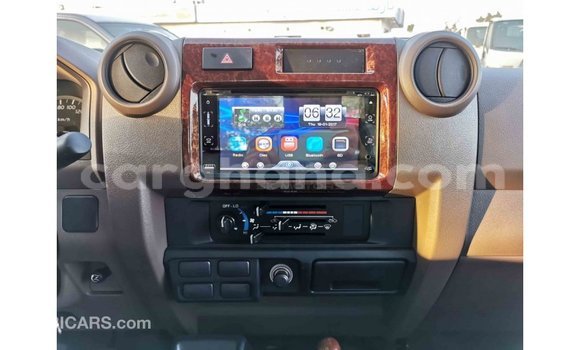 Buy Import Toyota Land Cruiser Beige Car in Import - Dubai in Ashanti Buy Import Toyota Land Cruiser Beige Car in Import - Dubai in Ashanti