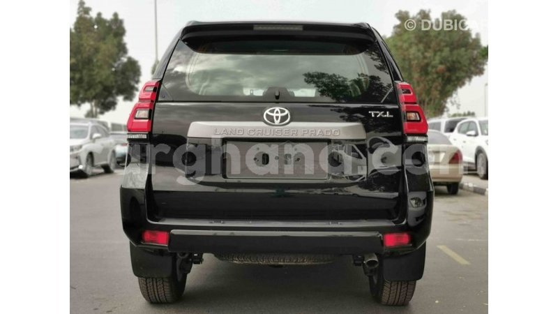 Big with watermark toyota prado ashanti import dubai 18545