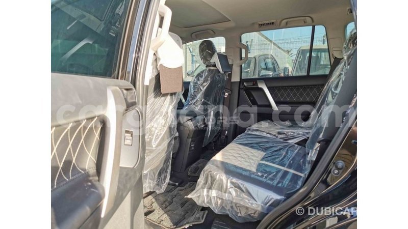 Big with watermark toyota prado ashanti import dubai 18556