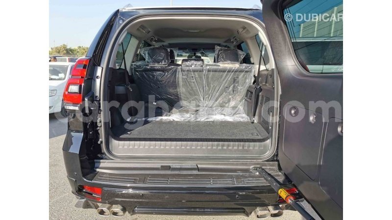 Big with watermark toyota prado ashanti import dubai 18556