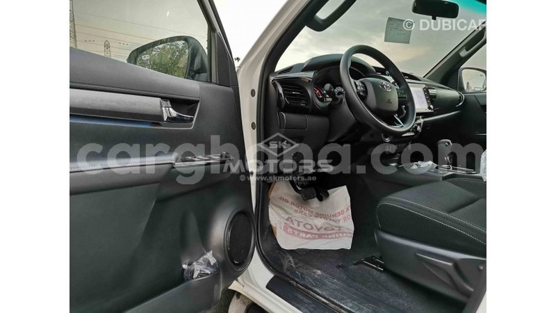 Big with watermark toyota hilux ashanti import dubai 18565