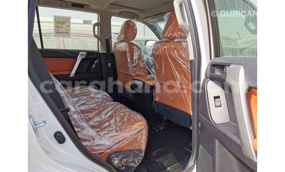 Sayi Imported Toyota Prado White Mota in Import - Dubai a Ashanti Sayi Imported Toyota Prado White Mota in Import - Dubai a Ashanti