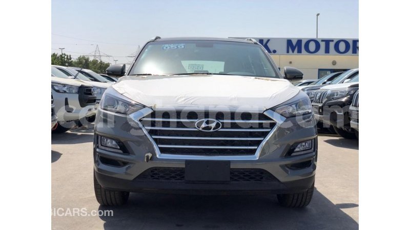 Big with watermark hyundai tucson ashanti import dubai 18579