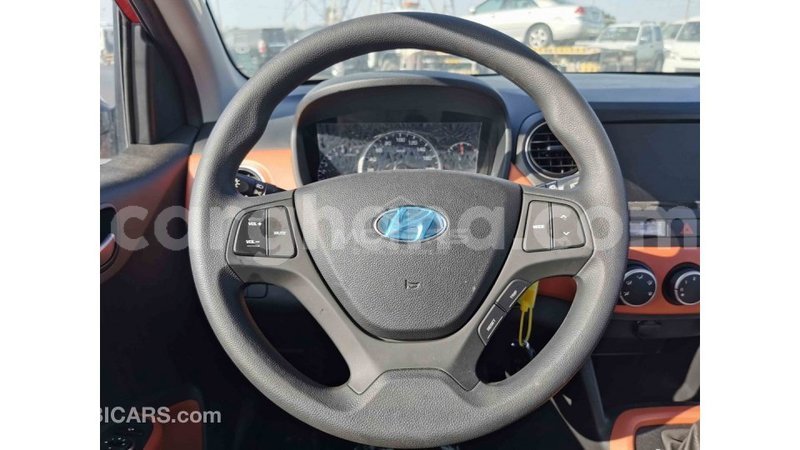 Big with watermark hyundai i10 ashanti import dubai 18580