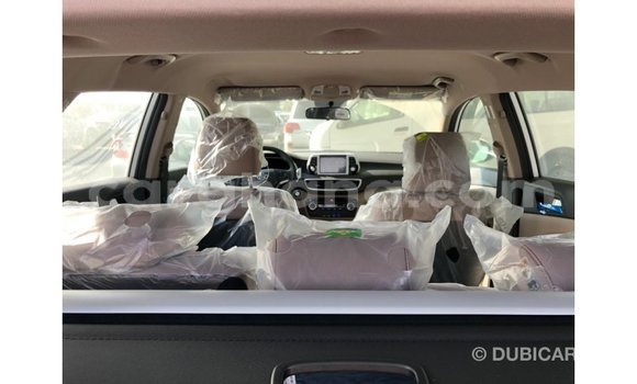 Sayi Imported Hyundai Tucson White Mota in Import - Dubai a Ashanti Sayi Imported Hyundai Tucson White Mota in Import - Dubai a Ashanti