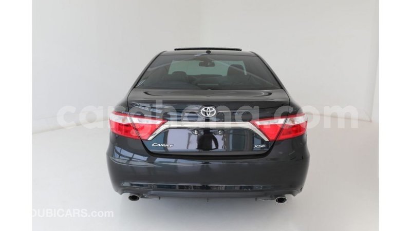 Big with watermark toyota camry ashanti import dubai 18644