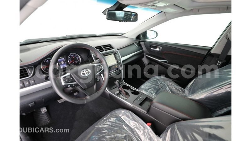 Big with watermark toyota camry ashanti import dubai 18644