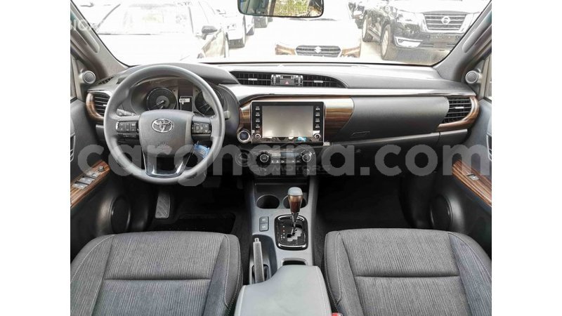 Big with watermark toyota hilux ashanti import dubai 18645