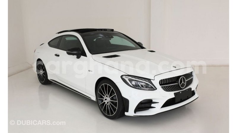 Big with watermark mercedes benz a200 ashanti import dubai 18646