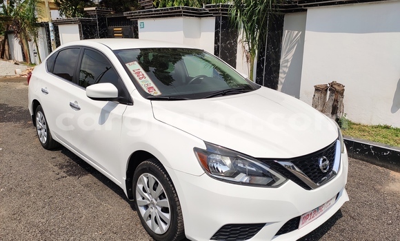 Ra Tuntun Nissan Sentra funfun Ọkọ̀ in Weija ni Greater Accra Ra Tuntun Nissan Sentra funfun Ọkọ̀ in Weija ni Greater Accra