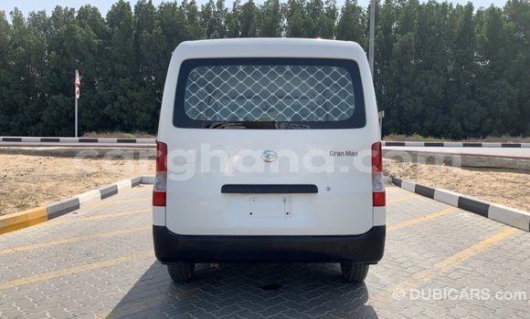 Ra Imported Daihatsu Sirion funfun Ọkọ̀ in Import - Dubai ni Ashanti Ra Imported Daihatsu Sirion funfun Ọkọ̀ in Import - Dubai ni Ashanti