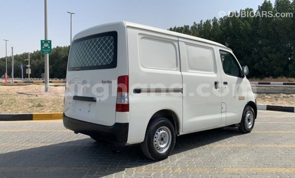 Ra Imported Daihatsu Sirion funfun Ọkọ̀ in Import - Dubai ni Ashanti Ra Imported Daihatsu Sirion funfun Ọkọ̀ in Import - Dubai ni Ashanti