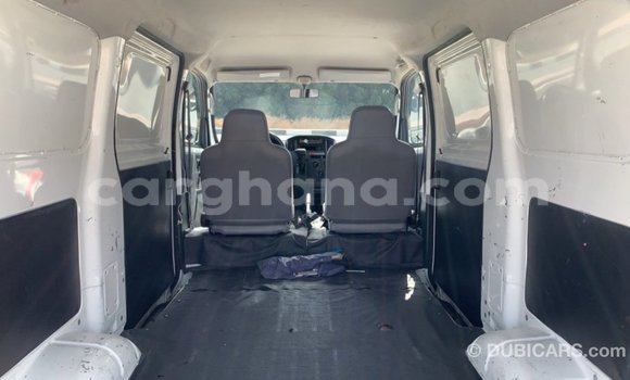 Ra Imported Daihatsu Sirion funfun Ọkọ̀ in Import - Dubai ni Ashanti Ra Imported Daihatsu Sirion funfun Ọkọ̀ in Import - Dubai ni Ashanti