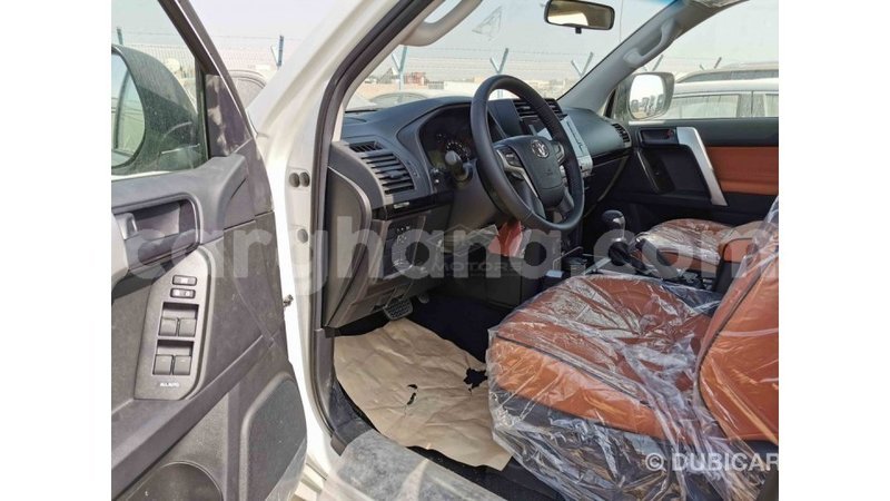 Big with watermark toyota prado ashanti import dubai 18658