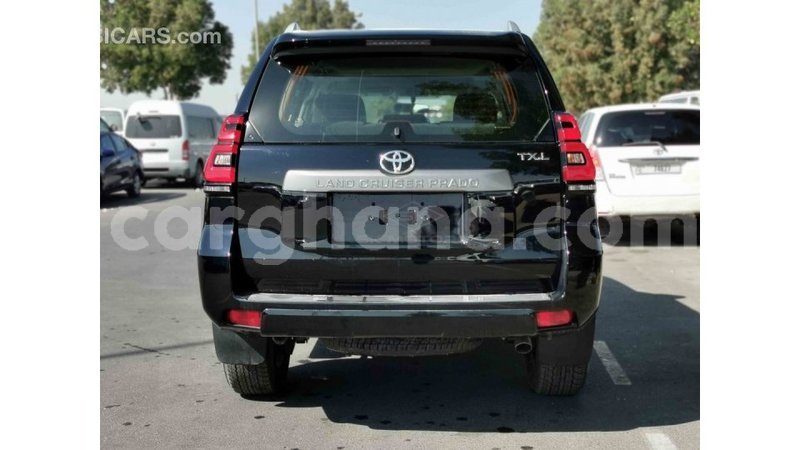 Big with watermark toyota prado ashanti import dubai 18665