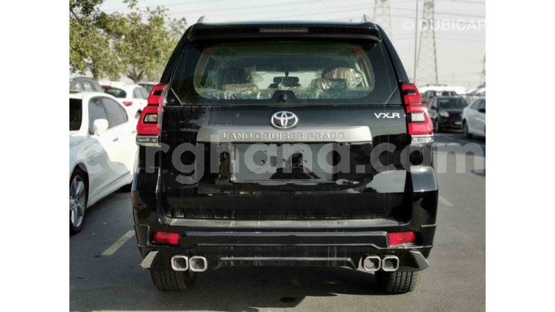 Big with watermark toyota prado ashanti import dubai 18667