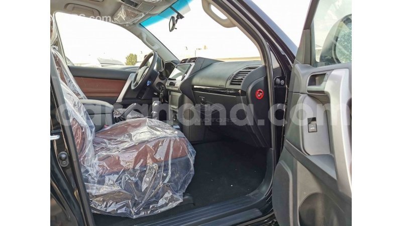 Big with watermark toyota prado ashanti import dubai 18667