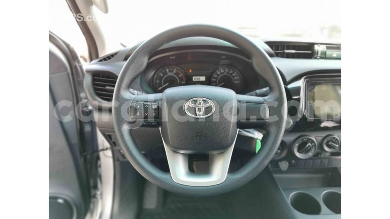 Big with watermark toyota hilux ashanti import dubai 18682