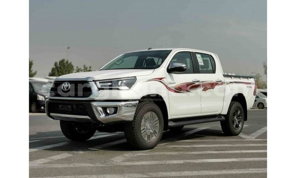 Buy Import Toyota Hilux White Car in Import - Dubai in Ashanti Buy Import Toyota Hilux White Car in Import - Dubai in Ashanti