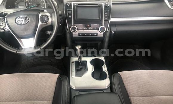 Sayi Na hannu Toyota Camry Red Mota in Accra a Greater Accra Sayi Na hannu Toyota Camry Red Mota in Accra a Greater Accra