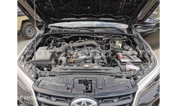 Sayi Imported Toyota Fortuner Black Mota in Import - Dubai a Ashanti Sayi Imported Toyota Fortuner Black Mota in Import - Dubai a Ashanti