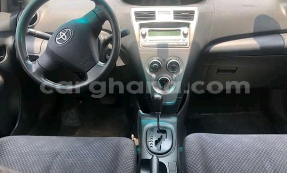 Ra Àlòkù Toyota Yaris funfun Ọkọ̀ in Ho ni Volta Ra Àlòkù Toyota Yaris funfun Ọkọ̀ in Ho ni Volta