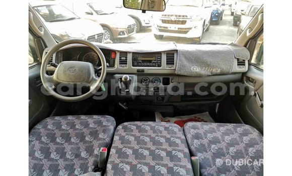 Ra Imported Toyota Hiace funfun Ọkọ̀ in Import - Dubai ni Ashanti Ra Imported Toyota Hiace funfun Ọkọ̀ in Import - Dubai ni Ashanti
