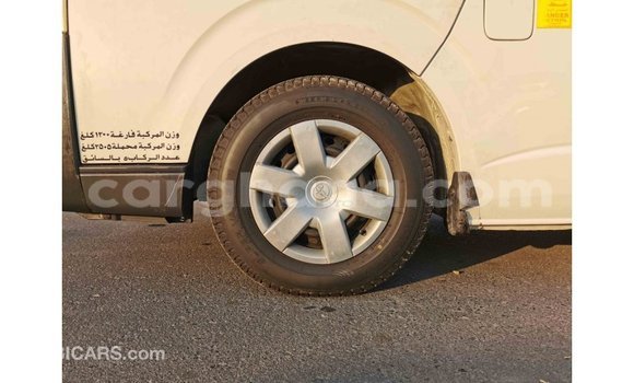 Ra Imported Toyota Hiace funfun Ọkọ̀ in Import - Dubai ni Ashanti Ra Imported Toyota Hiace funfun Ọkọ̀ in Import - Dubai ni Ashanti
