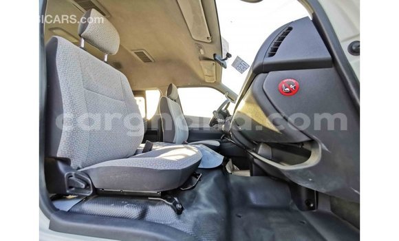 Buy Import Toyota Hiace White Car in Import - Dubai in Ashanti Buy Import Toyota Hiace White Car in Import - Dubai in Ashanti
