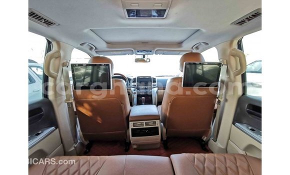 Buy Import Toyota Land Cruiser Black Car in Import - Dubai in Ashanti Buy Import Toyota Land Cruiser Black Car in Import - Dubai in Ashanti